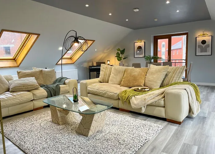 The Loft At Utopia Penthouse By M-Groupsa
